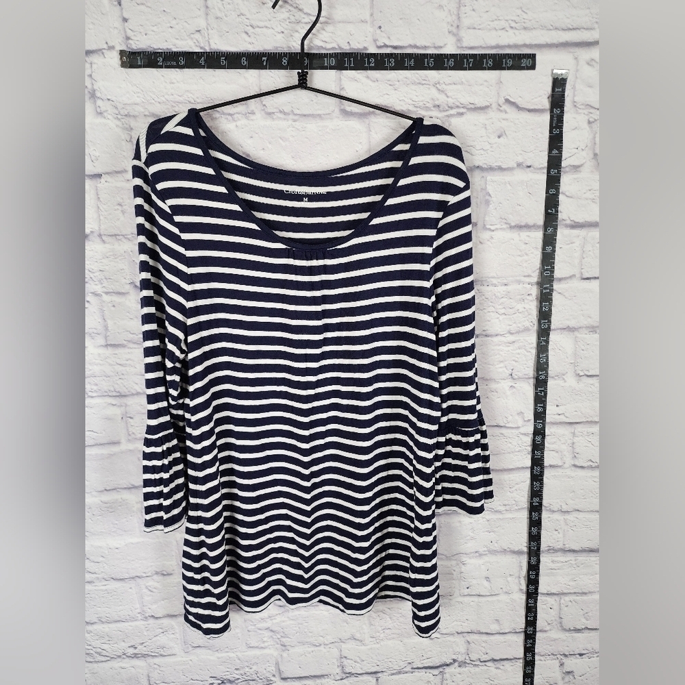 Croft & Barrow casual classic blue and white striped shirt Size Medium